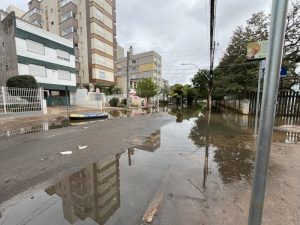 Menino Deus - maio de 2024 por Malu Baumgarten